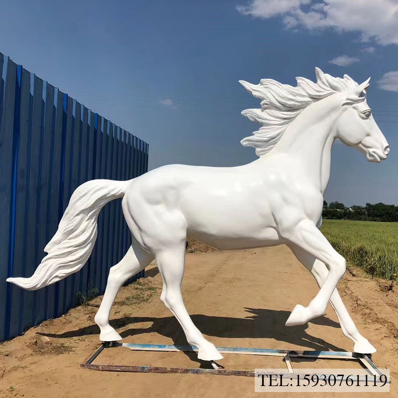 不锈钢动物雕塑马